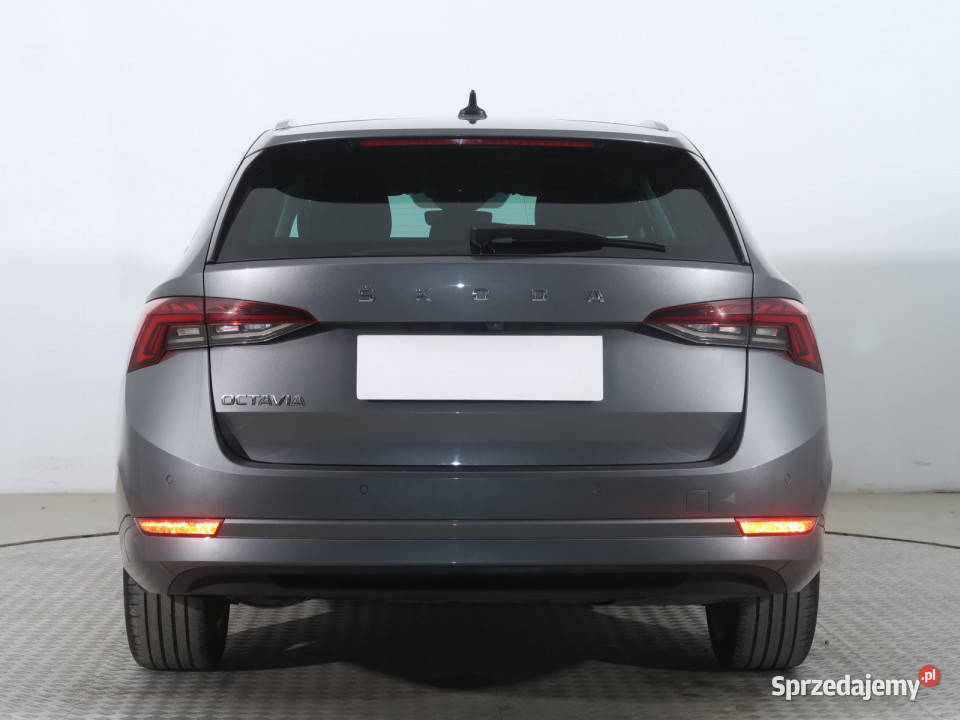 Skoda Octavia 15 TSI światła LED Octavia Piaseczno