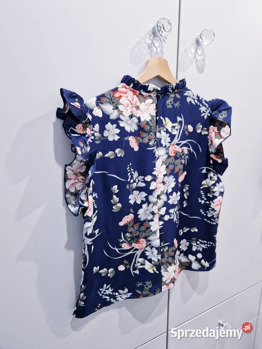 Praktycznie nowa kwiecista bluzeczka Dąbrowa Górnicza
