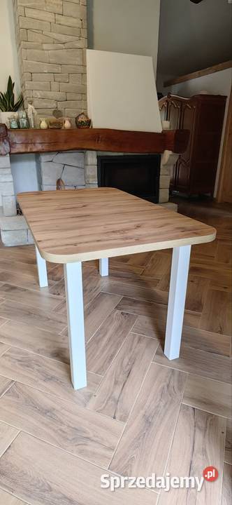 Stół 4 krzesła Meble