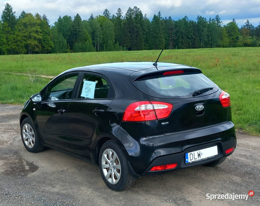 Sprzedam fajne auto radio