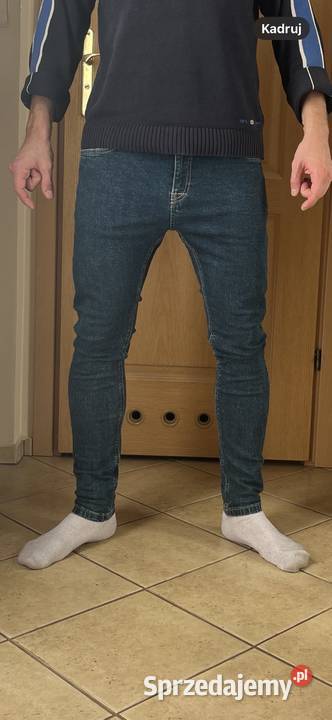 Spodnie jeansowe Bershka Warszawa