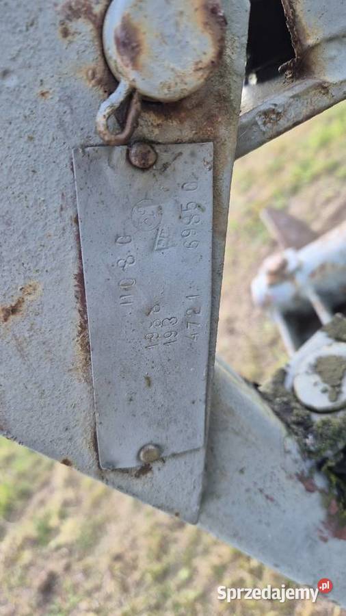 Pług 4 skibowy Pługi Drwinia