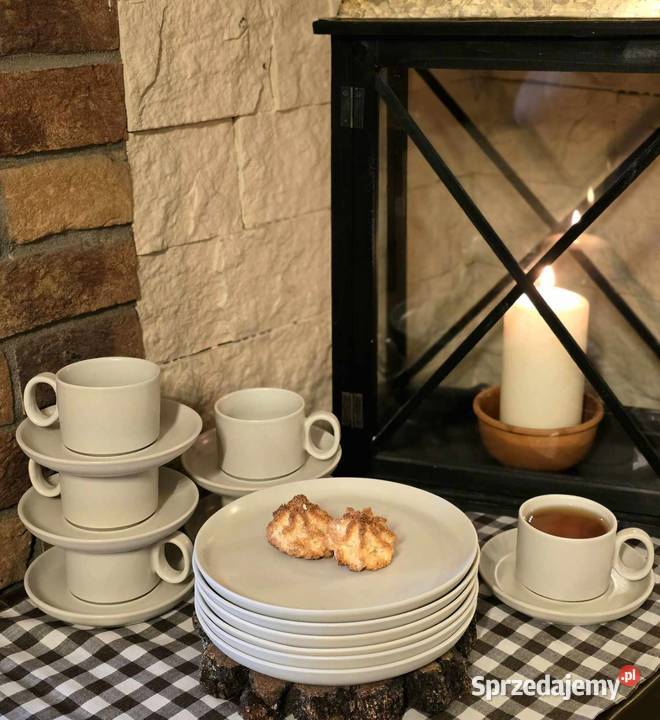 Serwis kawowy trzy kolory