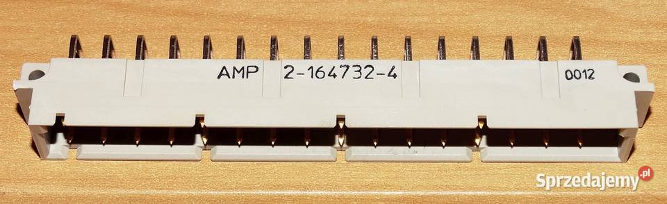 Złącze gniazdo AMP 21647324 32 PIN męskie kątowe Części i akcesoria Gliwice sprzedam
