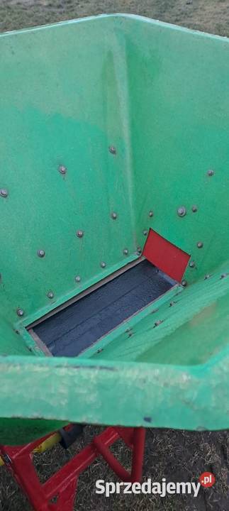 Rozsiewacz MOTYL Lubartów sprzedam