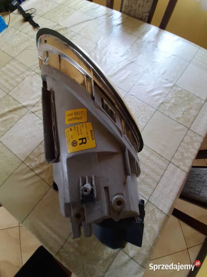 Volkswagen Beetle Reflektor Lampa Przednia prawa Różan sprzedam
