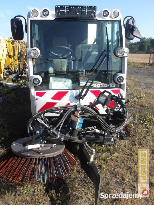 Kompaktowa zamiatarka miejska Bucher CityCat