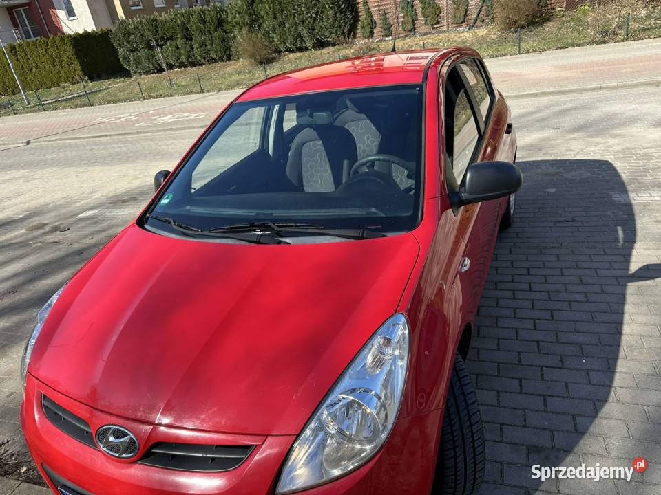 Hyundai i20 KlimatyzacjaIsofixAuxPrzebieg centralny zamek Wejherowo sprzedam