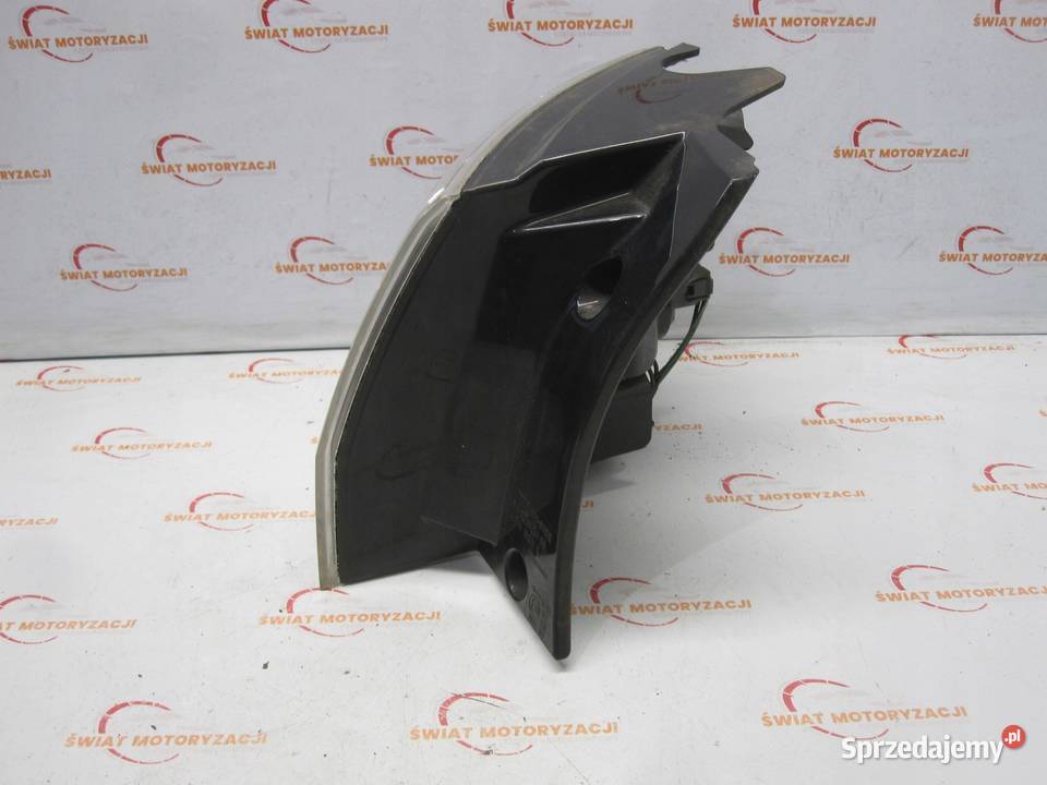 OUTLANDER II 20 DID 08r lampa lewa tył 22087813 Kielce