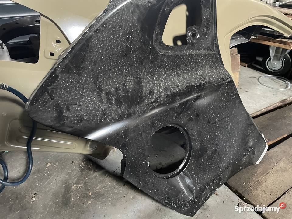 Volvo V40 II błotnik tył prawy 31333855 Części samochodowe