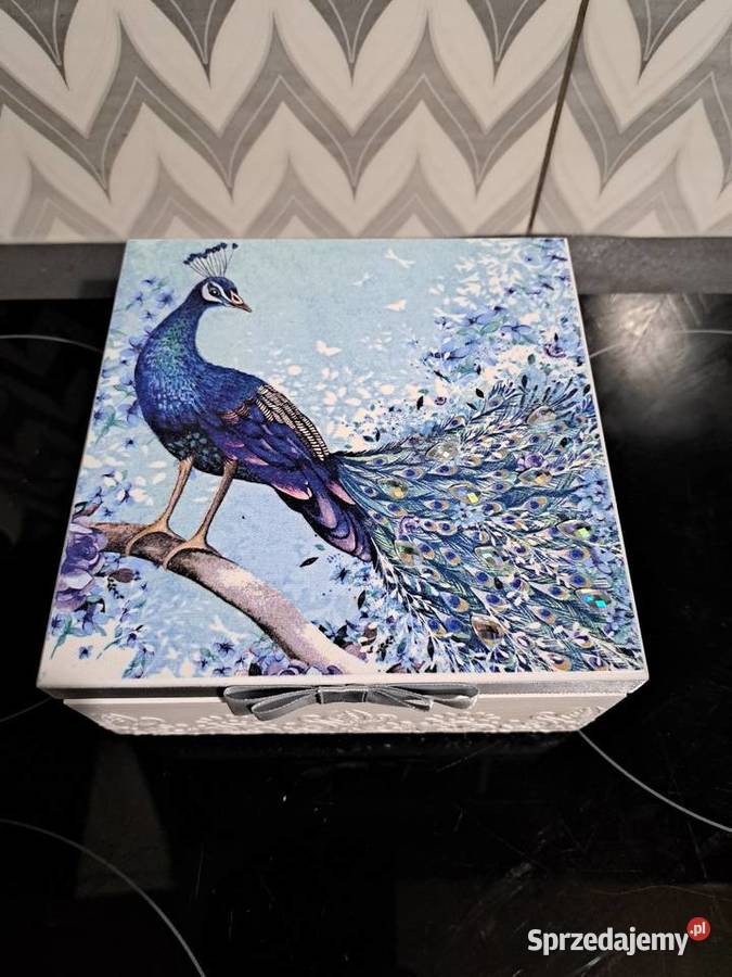 Szkatułka z pawiem decoupage z cyrkoniami opolskie Kędzierzyn-Koźle