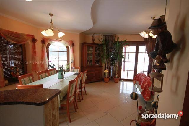 dom wolnostojący 238m2 Burkatów Burkatów