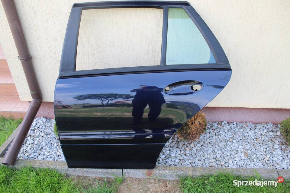 DRZWI LEWY TYŁ TYLNE C359 MERCEDES W203 KOMBI sprzedam