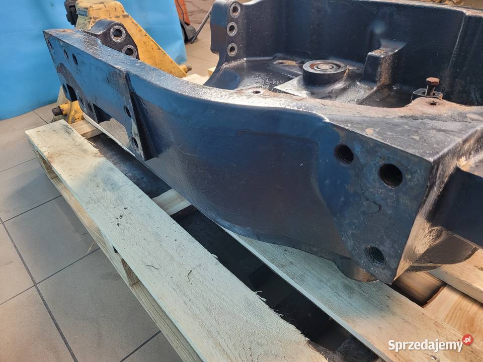 CASE IH PUMA 145 12r WSPORNIK PRZEDNIEJ OSI Kolno