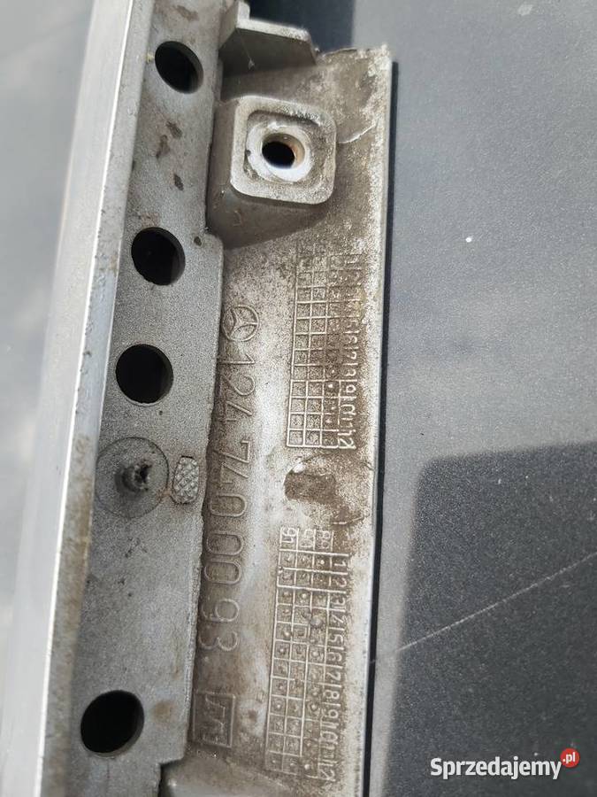 Listwa klapy bagażnika W124 124 Mercedes kombi Radecznica