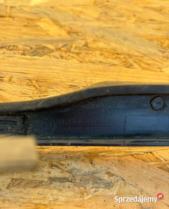LISTWA POD LAMPĘ PRAWA 3866 BMW E46 9801 51138
