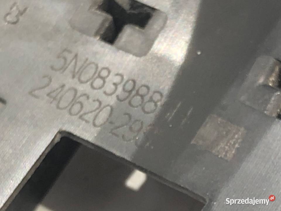 KLAMKA ZEWNĘTRZNA PRAWY TYŁ VW GOLF VII osobowe