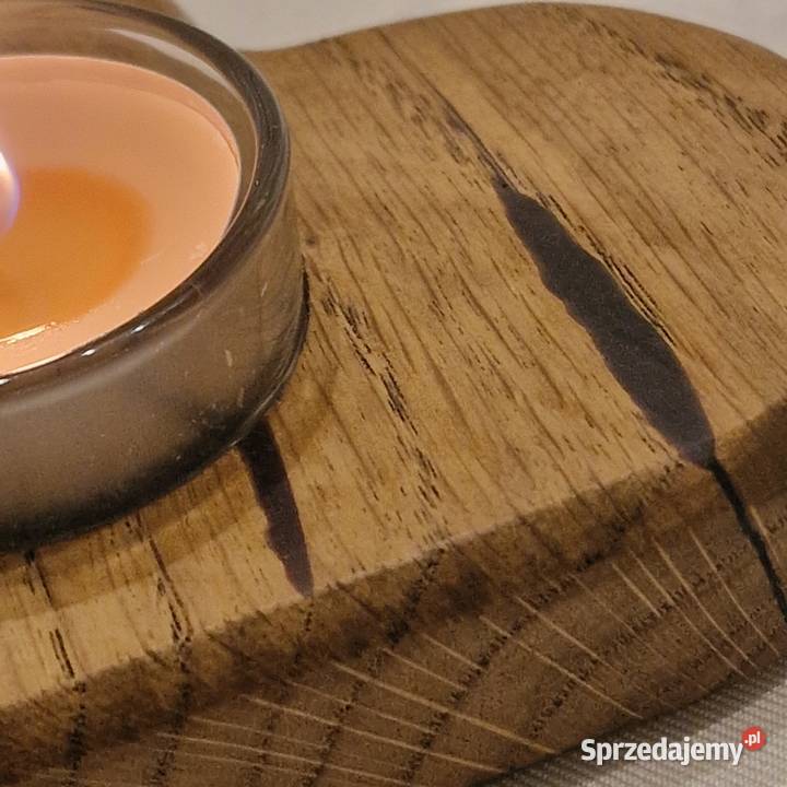 Świecznik drewniany serce z ciemnego dębu na Sępopol