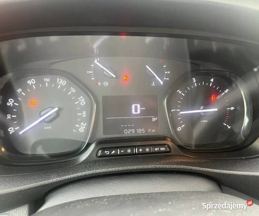 Dostawczych 8 osobowy sprzedam