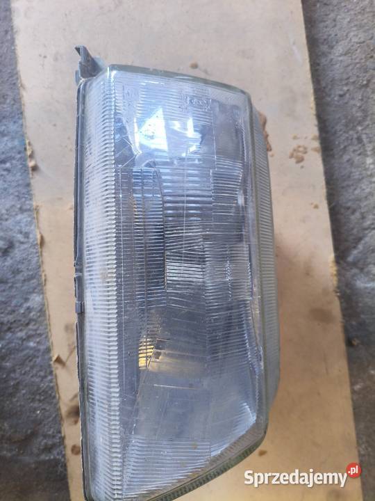 Renault 19 lampa przód