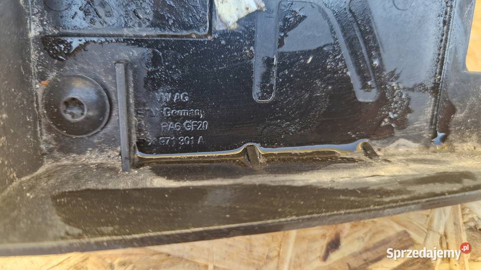 VW BEETLE CABRIO 5C1 ŚLIZG ZDERZAKA TYŁ Słowikowo