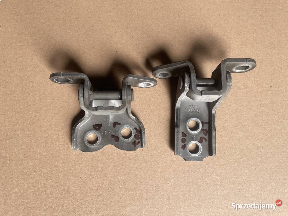 Zawias drzwi lewy przód Peugeot 107 citroen c1 Szczecin
