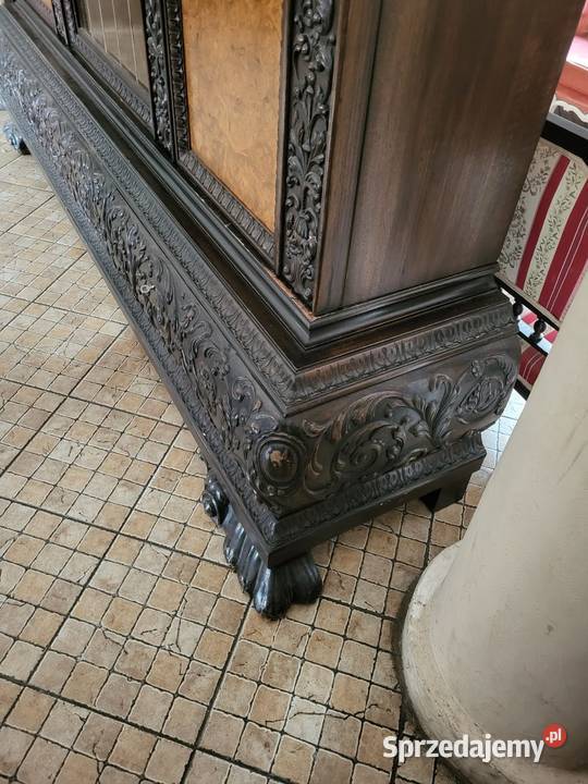 Duża piękna stara biblioteka Rybnik