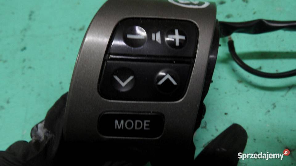 TOYOTA YARIS II LIFT 09r przełącznik kierownicy świętokrzyskie