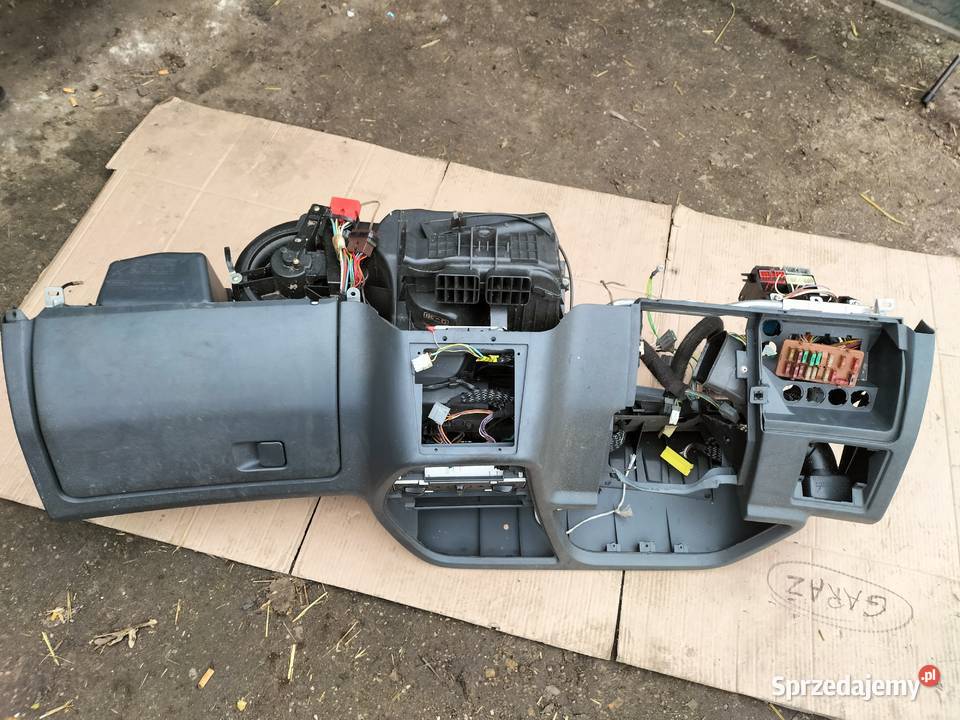 PEUGEOT 306 XN 14 B DESKA ROŹDZIELCZA KONSOLA Kamień-Kolonia