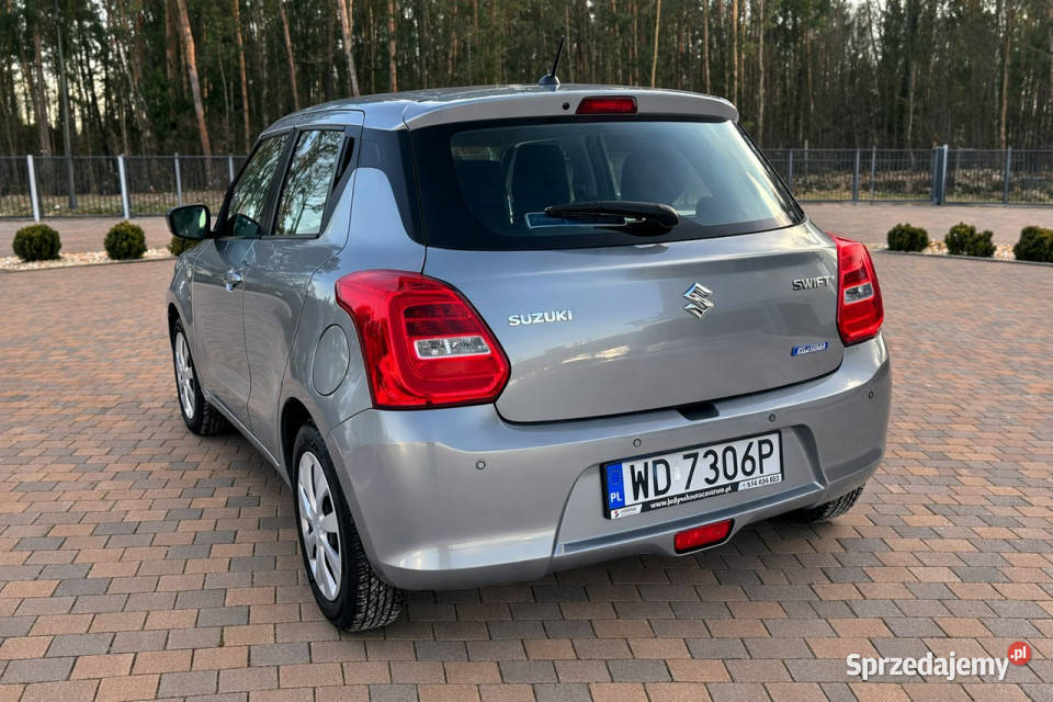 Suzuki Swift Polski Salon VI 20172024 isofix Lipówki