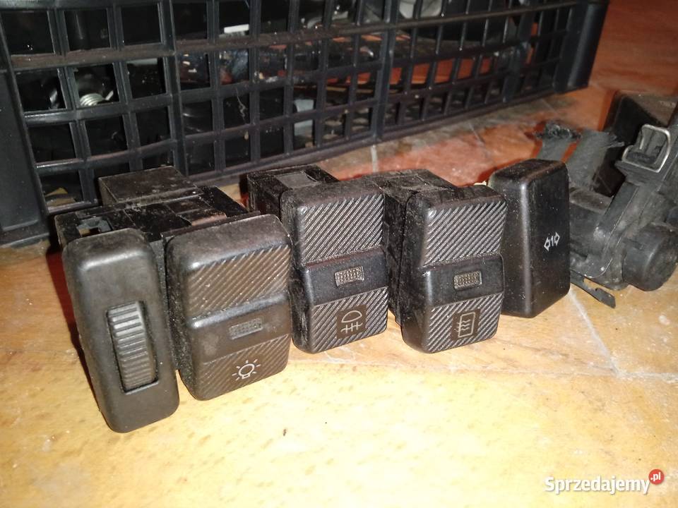 vw passat b3 lampa tył lewa prawa w błotnik Pozostałe podkarpackie Przemyśl