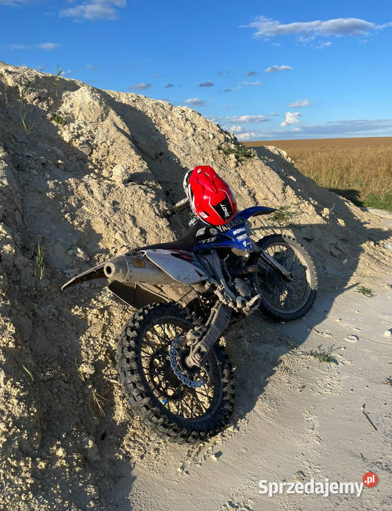 YAMAHA YZF 250 2009 zatarta zamianasprzedaż Yamaha Myszków sprzedam