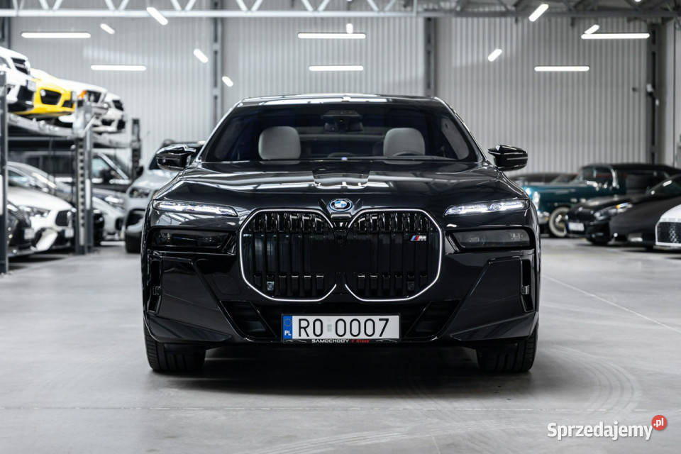 BMW M760 Gwarancja 012029 Pełne wyposażenie PPF