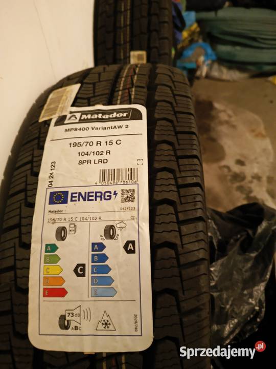 Opony całoroczne do forda transita Białystok sprzedam