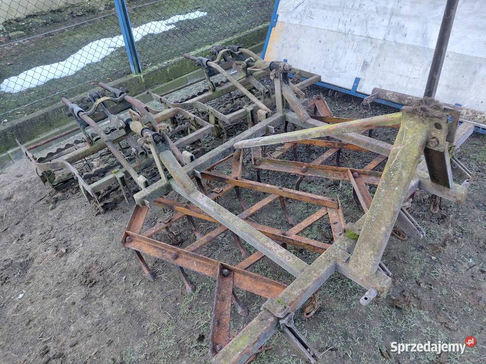 Agregat uprawowy z wałkami Uszew