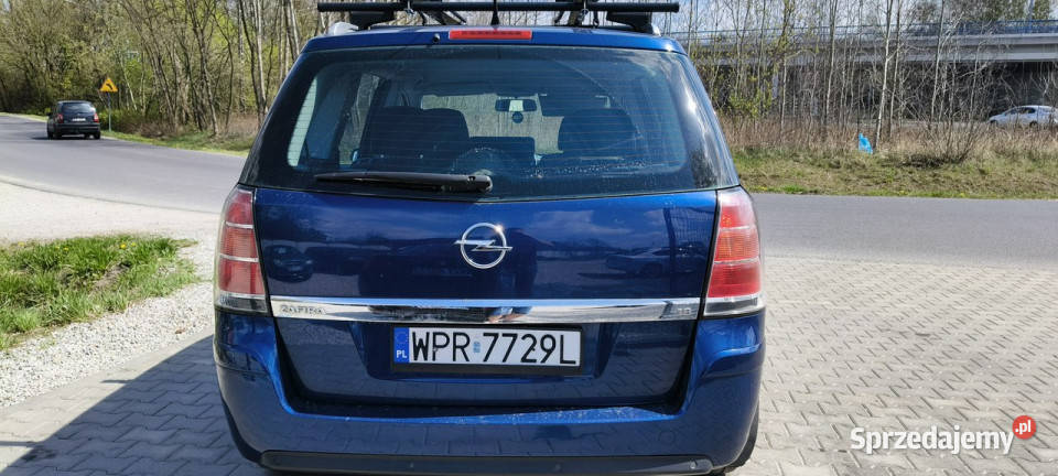 Opel Zafira 7osób Klima PDC LPG Ekonomiczna B wielofunkcyjna kierownica Stare Budy