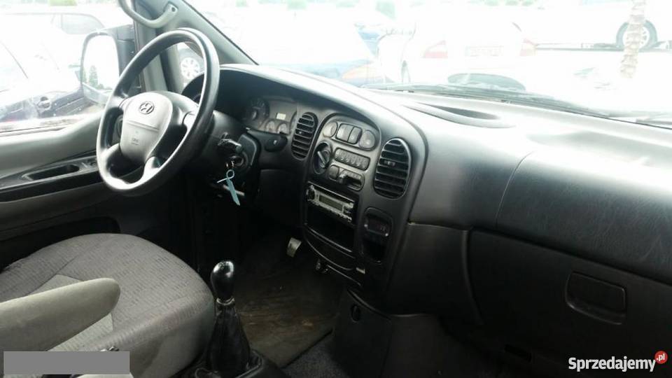 Do sprzedania uszkodzony Hyundai H1 światła przeciwmgłowe sprzedam