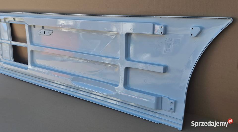 IVECO SWAY SPOILER MIĘDZYOSIOWY PRAWY OSŁONA ciężarowe Bieleń