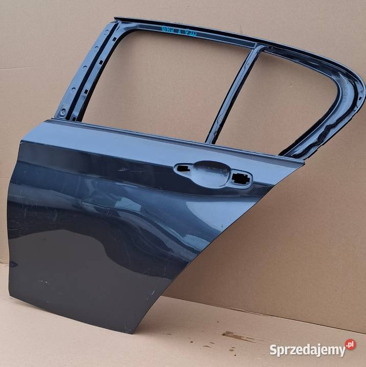 BMW 1 F20 DRZWI LEWY TYŁ LEWE TYLNE Bieleń
