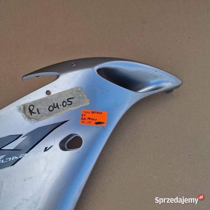YAMAHA YZF RN12 OWIEWKA BOCZEK OSŁONA PRAWA Szyby i owiewki Bieleń