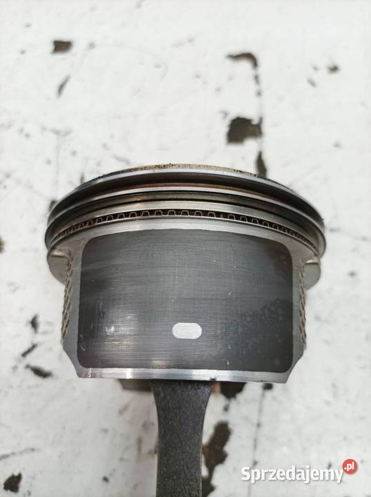 TŁOK KORBOWÓD 20 16V 145 Volvo C30 I 20062013