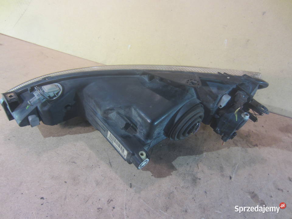 lampa reflektor prawa przód peugeot 206