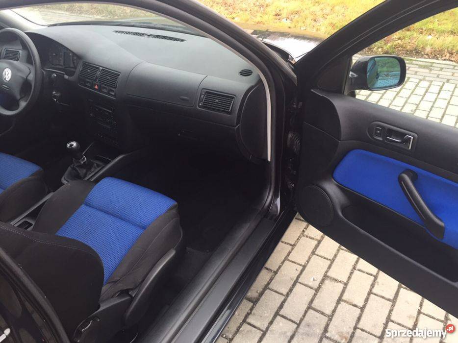 VW Golf IV 1 właściciel klima Czarny 141 mazowieckie sprzedam