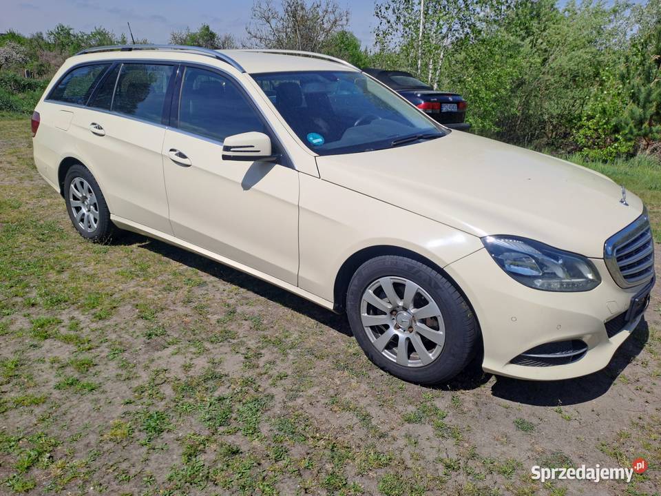 Mercedes E220 Bluetec T Model 9Gtronic Wronki