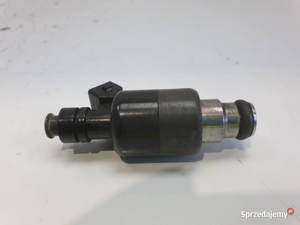 Opel Corsa B 14 16V WTRYSKIWACZ wtrysk 17089276 osobowe Janów