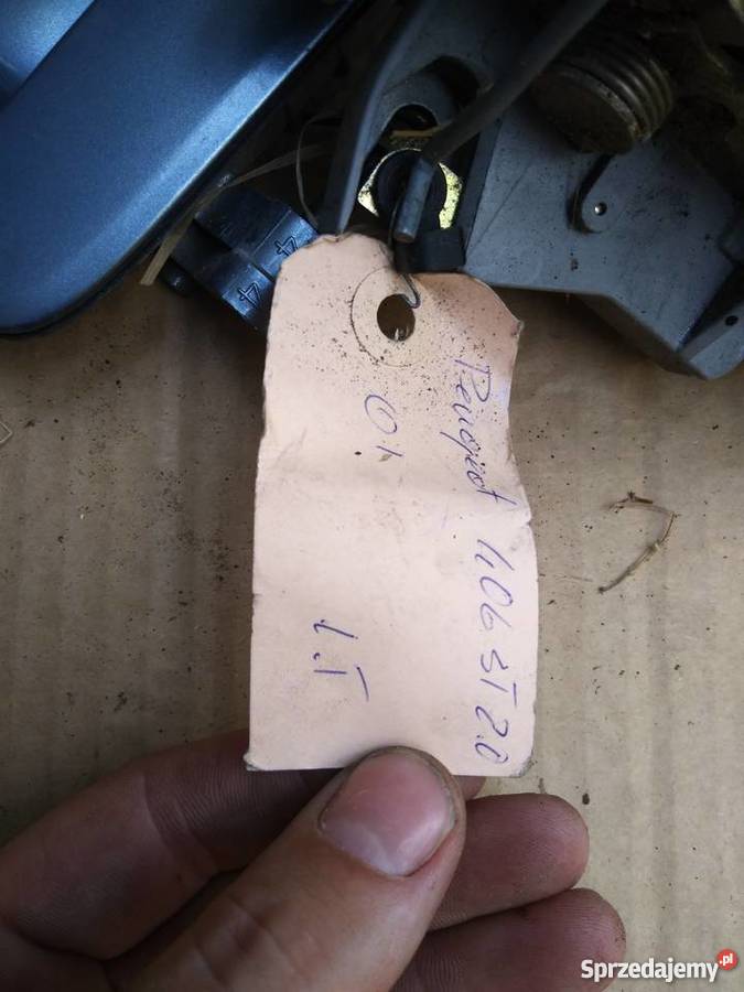 Klamka zamek lewy tył Peugeot 406 Rok produkcji 2001 Staszów sprzedam
