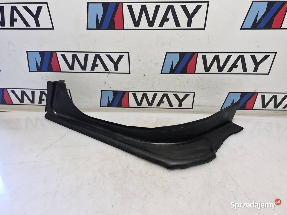 7430619 BMW G20 OSŁONA RYNIENKI ODWADNIAJĄCEJ