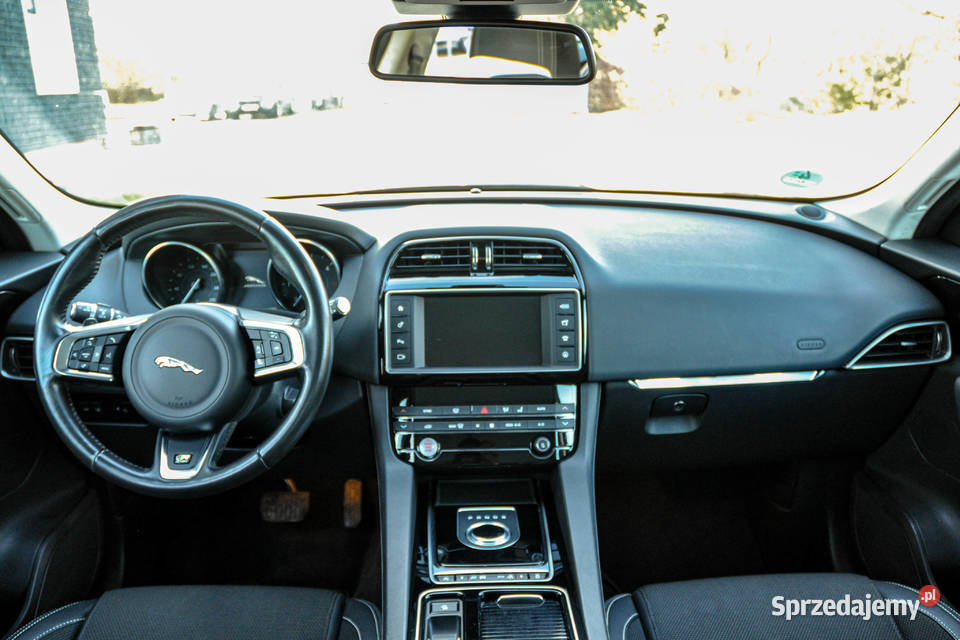 Jaguar FPace 4x4 2016 2018 r Bezwypadkowy Jaguar Wrocław sprzedam