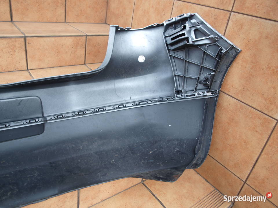 VW Golf 5 V zderzak tył hatchback 2003 2008r osobowe Kalisz