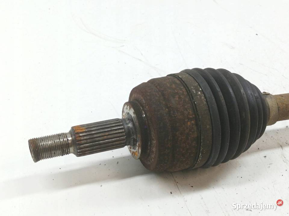 PÓŁOŚ PRAWY PRZÓD 13 B TCE 391002885R Dacia